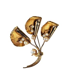 Lady Alice 12k Gold Pearls Floral Brooch Vintage Signed
